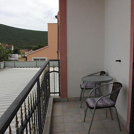 Apartmani Krka Rooms Lozovac Zimmer foto